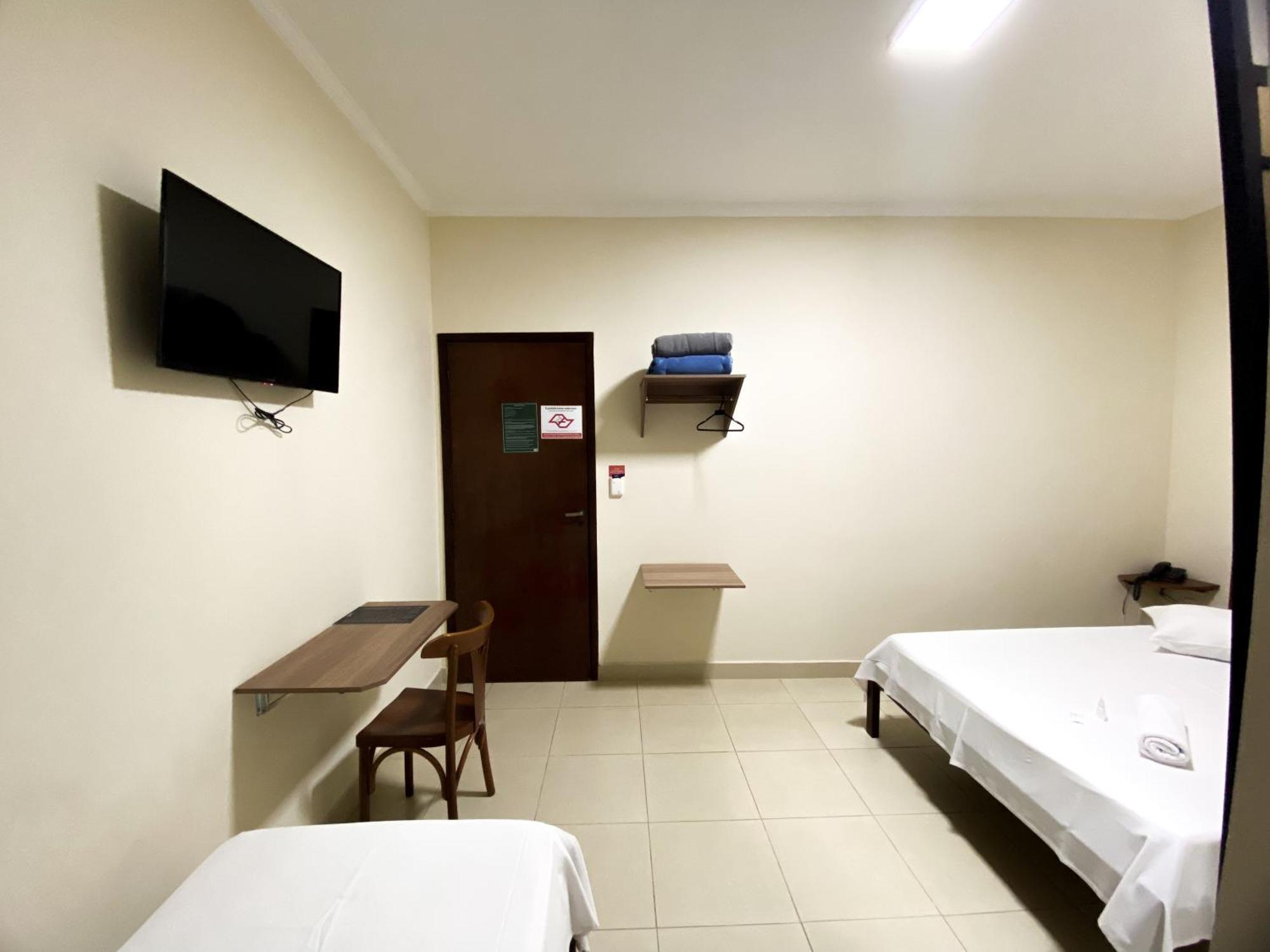 Hotel Graal Inn Queluz Quarto foto